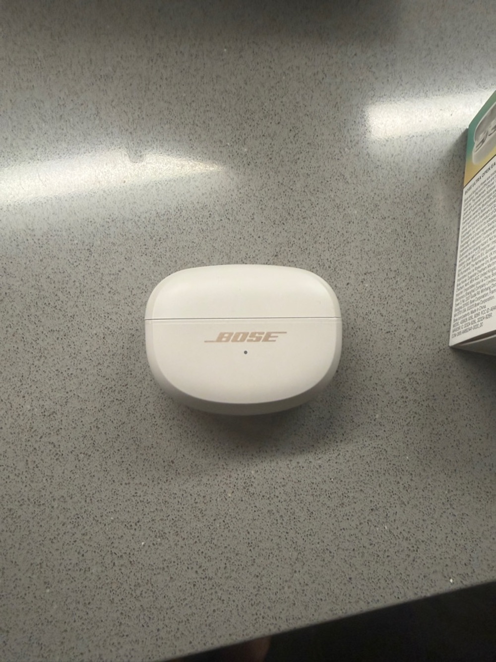 Bose Ultra Open Earbuds - White - Picture 2 of 5
